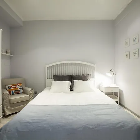 Friends And Family Apartment